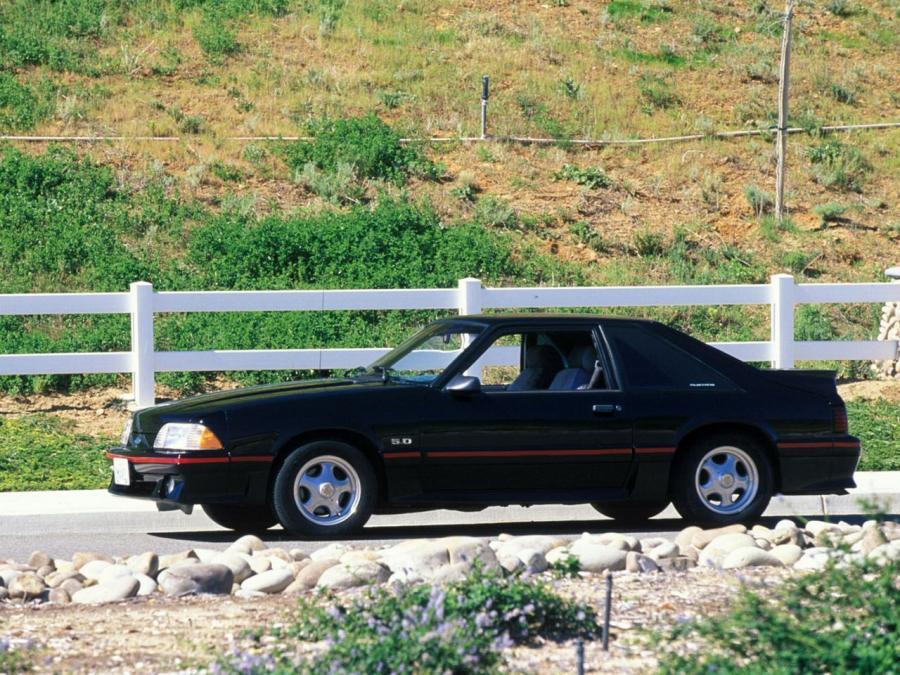  Ford Mustang GT 5.0 1987 года  (фото 6 из 14)
